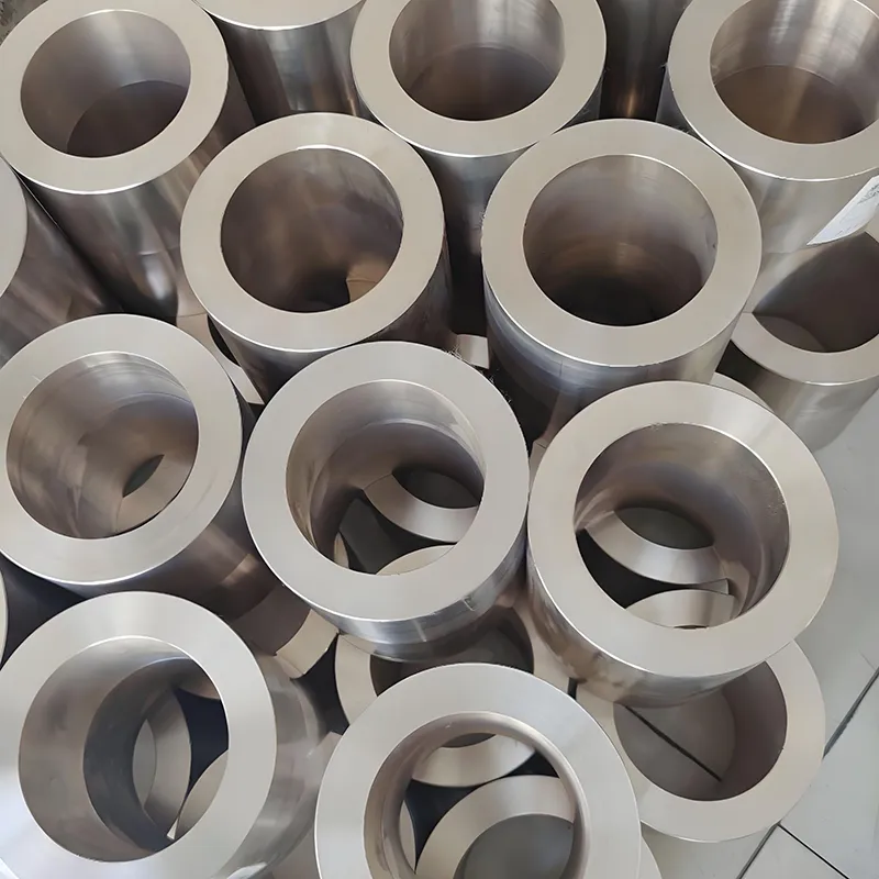 अपकेंद्री प्रक्षेप